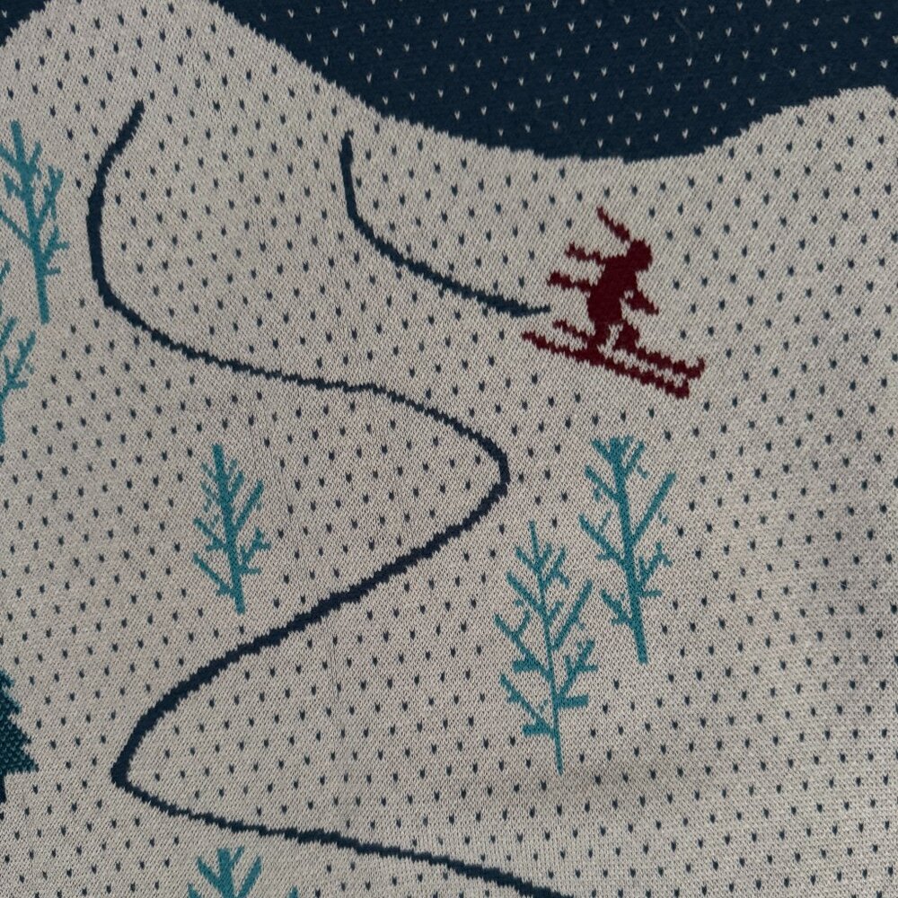 NEW!!  Ski the East Sweater. Size L - Picture 12 of 12
